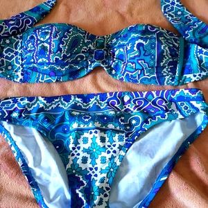Cute 2pc bleu rod beattie swimsuit
